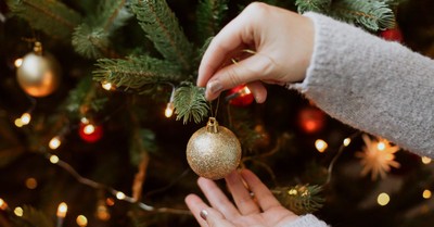 Anne Neilson on Letting Go of Holiday Perfection and Returning to Jesus