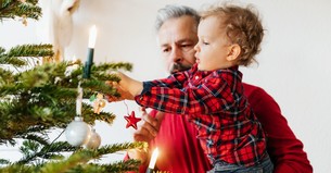 10 Things to Pray Over Your Grandchildren This Christmas Season