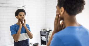 5 Things You Don't Realize Are Negatively Impacting Your Teen's Body Image